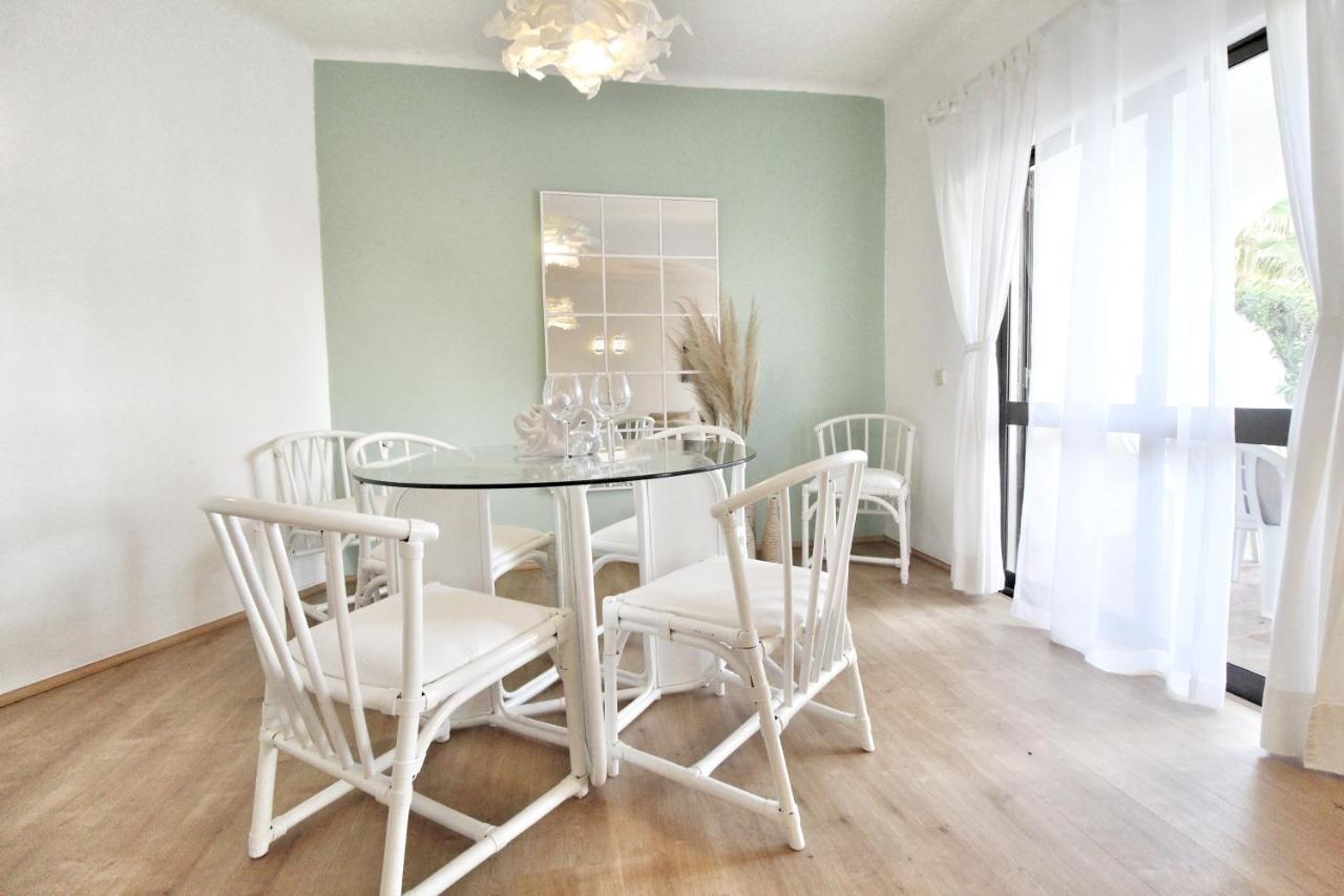 T3 Holiday Cottage Near The Beach | C225 Porches  Eksteriør bilde