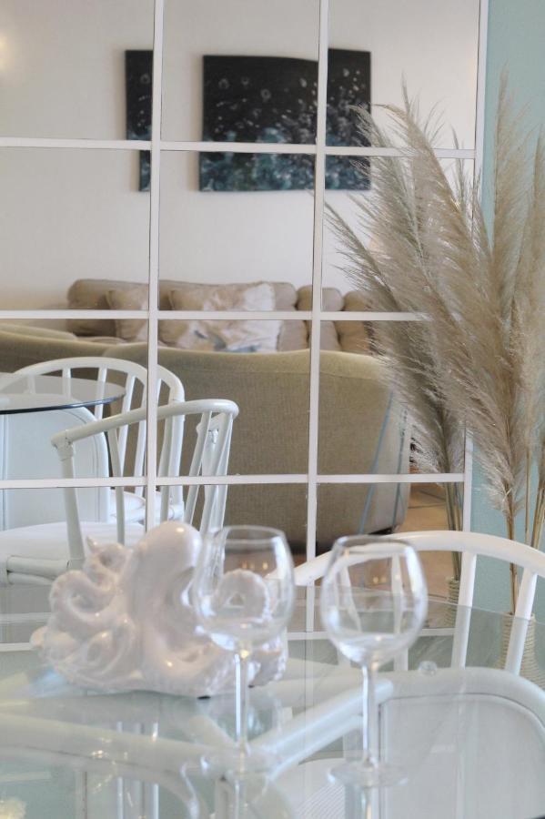 T3 Holiday Cottage Near The Beach | C225 Porches  Eksteriør bilde